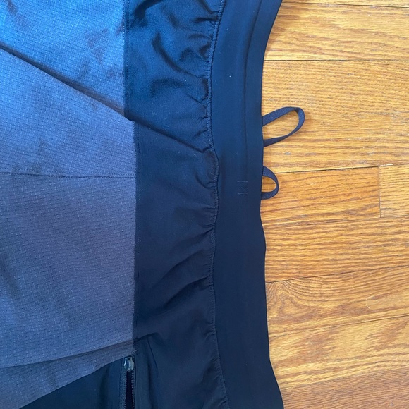 Men’s Lululemon Shorts - Picture 5 of 6